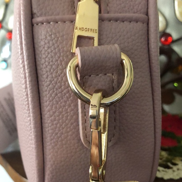 NWT Ahdorned Faux Pebble Leather Crossbody w/Fashion Strap - Picture 7 of 7